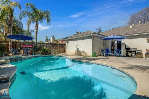 700 Faversham Way, Bakersfield, CA 93311 photo 8