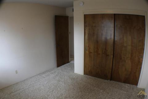 401 Sunset Ln, Taft, CA 93268 photo 8