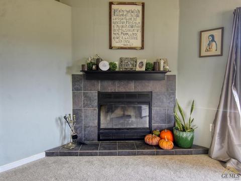 25901 Bear Valley Rd, Tehachapi, CA 93561 photo 21
