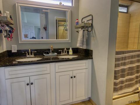 25901 Bear Valley Rd, Tehachapi, CA 93561 photo 23