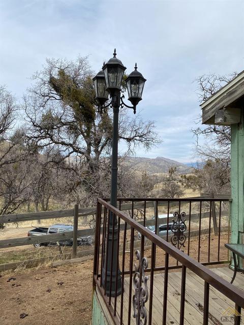 22065 Arosa St, Tehachapi, CA 93561 photo 11