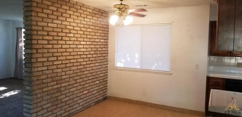 236 E Berkeley Ave, Tulare, CA 93274 photo 12