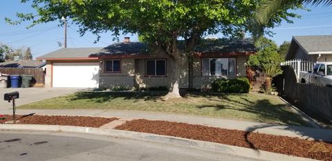 236 E Berkeley Ave, Tulare, CA 93274 photo 2