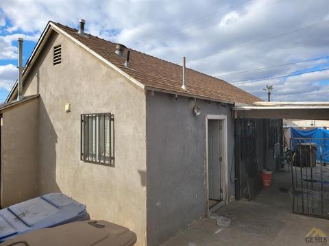 124 17th St, Bakersfield, CA 93301 photo 2