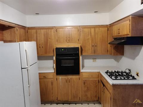 124 17th St, Bakersfield, CA 93301 photo 4