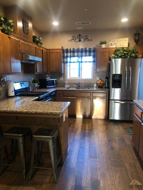 314 Smoke Tree Ct, Wasco, CA 93280 photo 5
