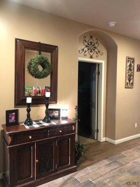 314 Smoke Tree Ct, Wasco, CA 93280 photo 8