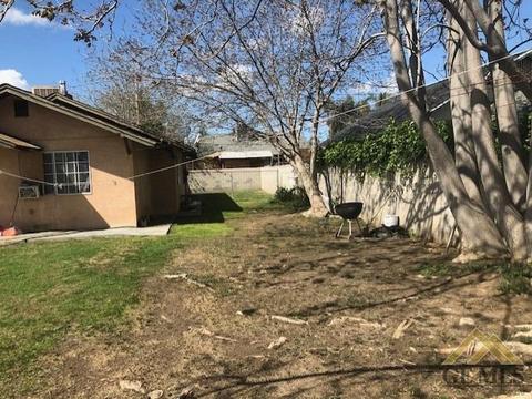 2015 2nd St, Wasco, CA 93280 photo 3