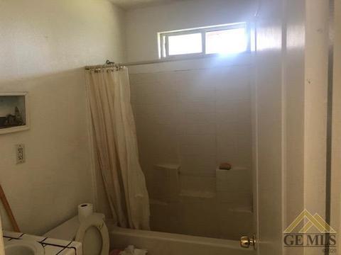2015 2nd St, Wasco, CA 93280 photo 5