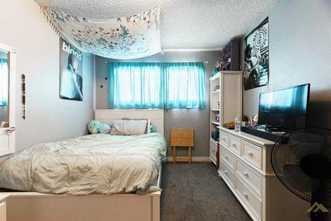 503 N Mckinley Ave, Oxnard, CA 93030 photo 20
