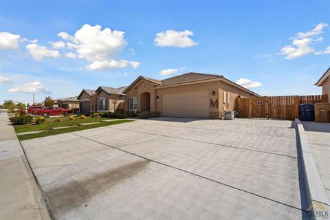 3403 Amazon Dr, Bakersfield, CA 93313 photo 3