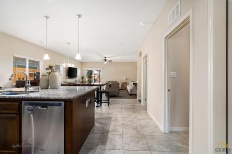 3403 Amazon Dr, Bakersfield, CA 93313 photo 12