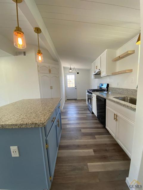 2 Candy St, Bakersfield, CA 93309 photo 4