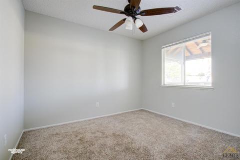 1931 Spring Ave, Delano, CA 93215 photo 9