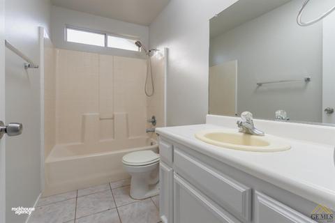 1931 Spring Ave, Delano, CA 93215 photo 12