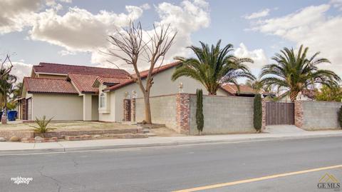 1931 Spring Ave, Delano, CA 93215 photo 3