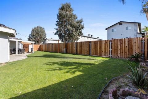 6412 Castleton St, Bakersfield, CA 93313 photo 22