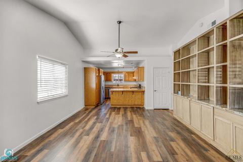 27520 Goldrush Ct, Tehachapi, CA 93561 photo 4
