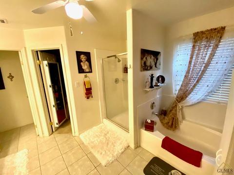 4220 Downpatrick Ct, Bakersfield, CA 93313 photo 15