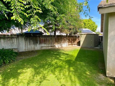 4220 Downpatrick Ct, Bakersfield, CA 93313 photo 24