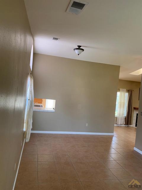 4205 Cyclone Dr, Bakersfield, CA 93313 photo 7