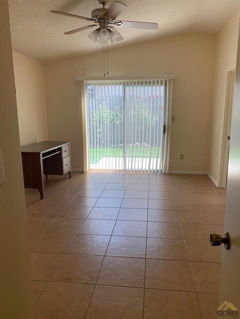 4205 Cyclone Dr, Bakersfield, CA 93313 photo 27