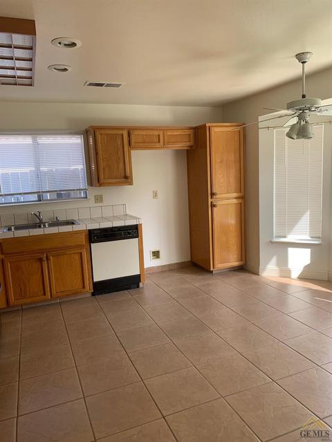 4205 Cyclone Dr, Bakersfield, CA 93313 photo 19