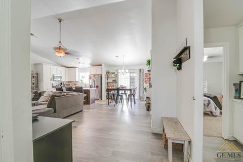 3213 Ranchgate Dr, Bakersfield, CA 93312 photo 4
