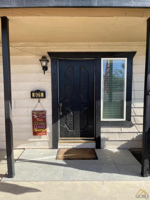 601 Pierce St, Taft, CA 93268 photo 4