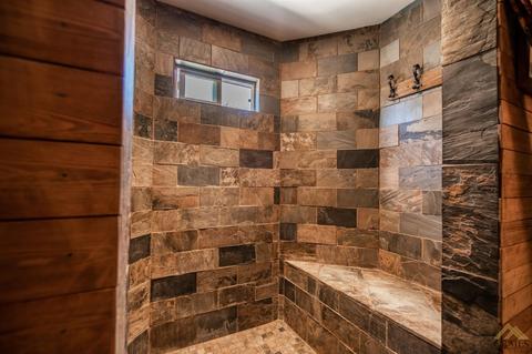 21401 Hacienda Dr, Tehachapi, CA 93561 photo 23