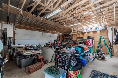 21401 Hacienda Dr, Tehachapi, CA 93561 photo 36