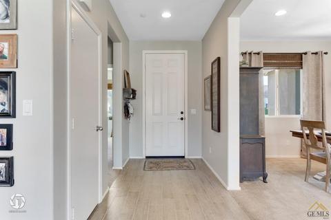 15726 Cusano Pl, Bakersfield, CA 93314 photo 6