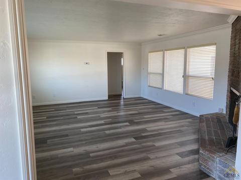 516 E C St, Tehachapi, CA 93561 photo 5