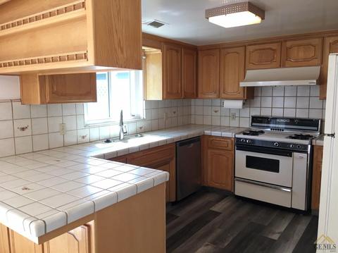 516 E C St, Tehachapi, CA 93561 photo 7