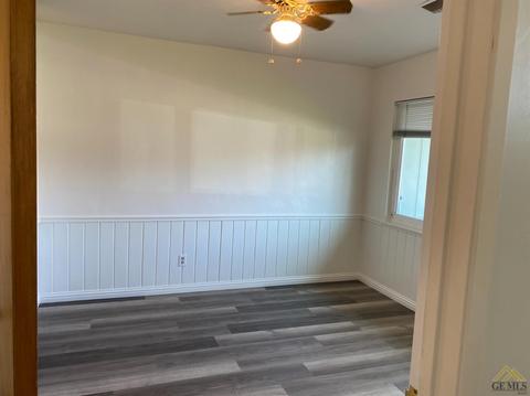 516 E C St, Tehachapi, CA 93561 photo 12