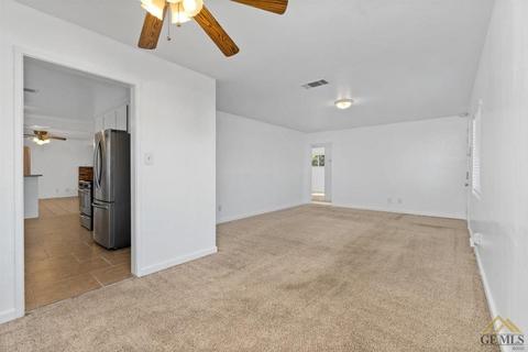 301 Wetherley Dr, Bakersfield, CA 93309 photo 6