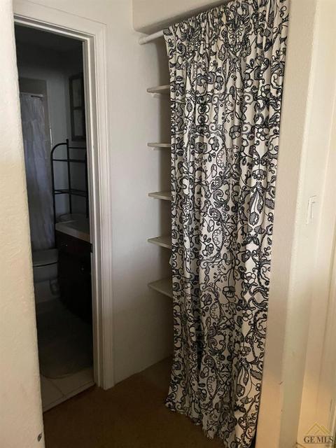1012 Devonshire St, Bakersfield, CA 93312 photo 8