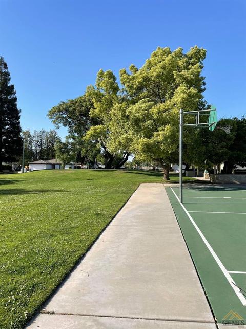 1012 Devonshire St, Bakersfield, CA 93312 photo 6