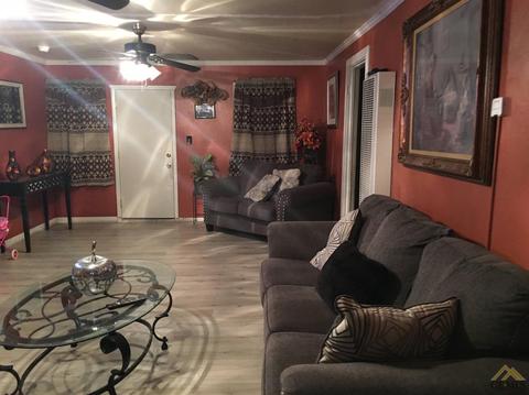 500 Vine, Bakersfield, CA 93307 photo 10
