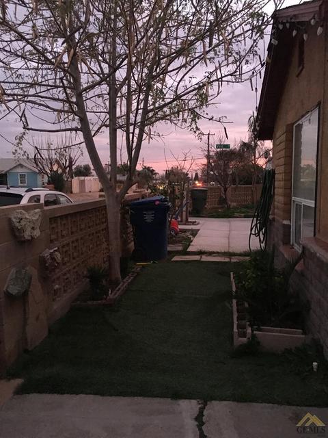 500 Vine, Bakersfield, CA 93307 photo 4