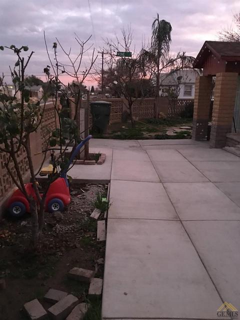500 Vine, Bakersfield, CA 93307 photo 5