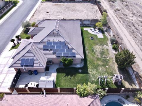 10566 Titanium Ave, Taft, CA 93268 photo 7