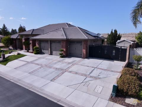 10566 Titanium Ave, Taft, CA 93268 photo 6