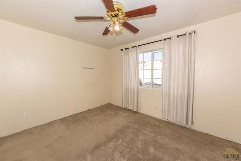 277 Elm St, Shafter, CA 93263 photo 15