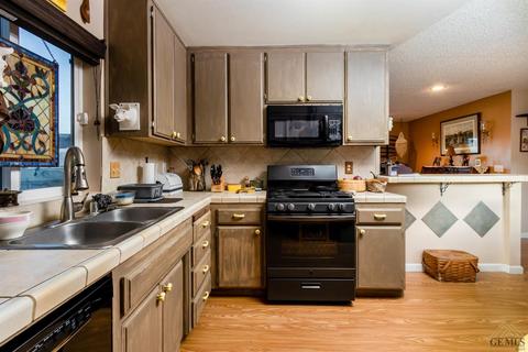 22324 Mariposa Rd, Tehachapi, CA 93561 photo 14