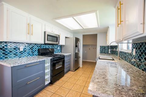 182 Clemson St, Shafter, CA 93263 photo 6