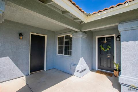 182 Clemson St, Shafter, CA 93263 photo 2