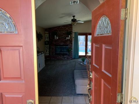 525 Alpine St, Taft, CA 93268 photo 4