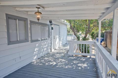 603 Pierce St, Taft, CA 93268 photo 2