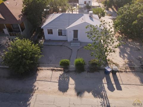 215 Fillmore St, Taft, CA 93268 photo 5